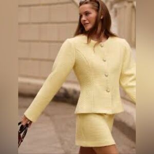 Casual Corner Light Yellow Women's Blazer82%cotton ✨✨